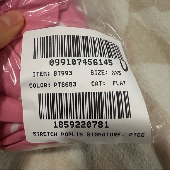 J crew Button-up cotton poplin shirt in signature fit - Picture 5 of 5